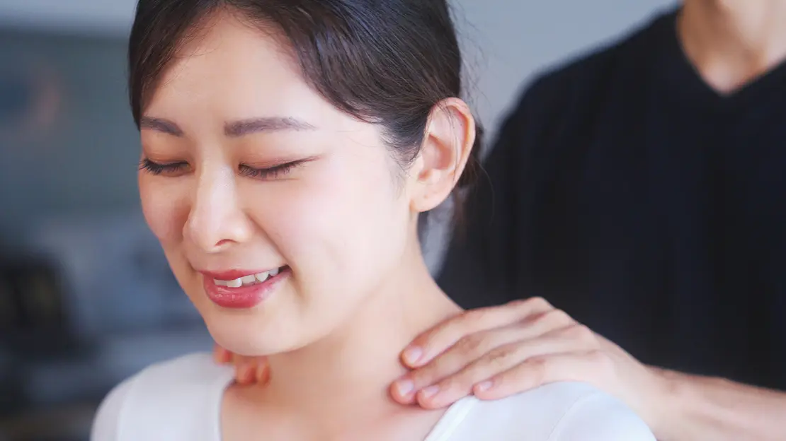 JAPANESE MASSAGE ACADEMY | 中級者講座のマッサージ施術風景